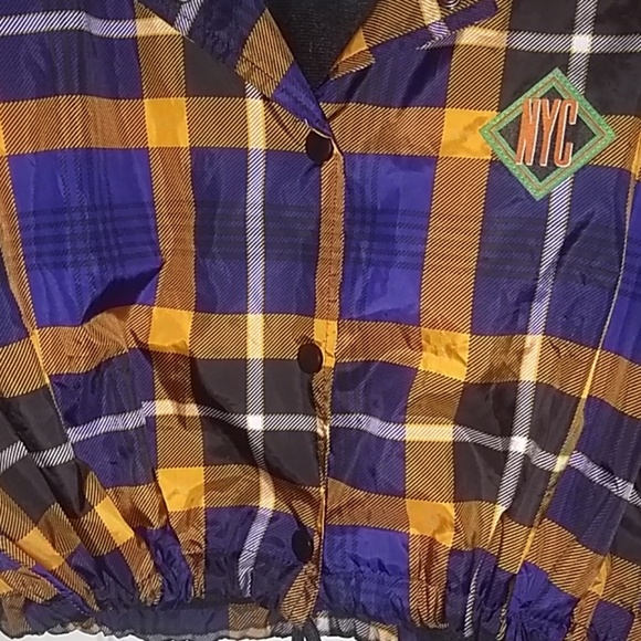 Cropped NYC Coach Jacket from FOREVER 21 - Picture 4 of 5